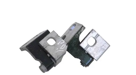 Fiat 500L Front door upper hinge
