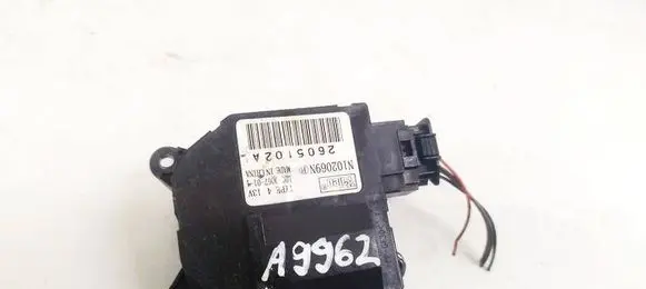 Peugeot 207 Air flap motor/actuator N102069N 100-0067-01-1