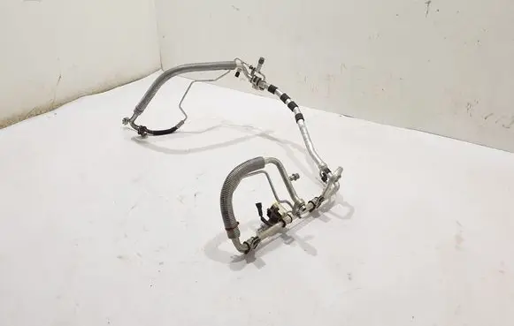 Chrysler Pacifica Air conditioning (A/C) pipe/hose 68239137AF