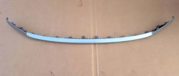 KIA Sportage Front bumper splitter molding 86577R2500