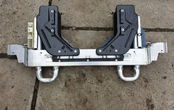 BMW M3 e92 Rear seat headrest 132328 6364471 15072008