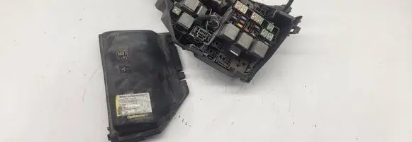 Ford S-MAX Fuse box set 6G9T14A067AB