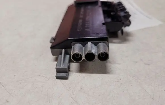 Mercedes-Benz E W211 Aerial antenna amplifier A2118201289 921868001