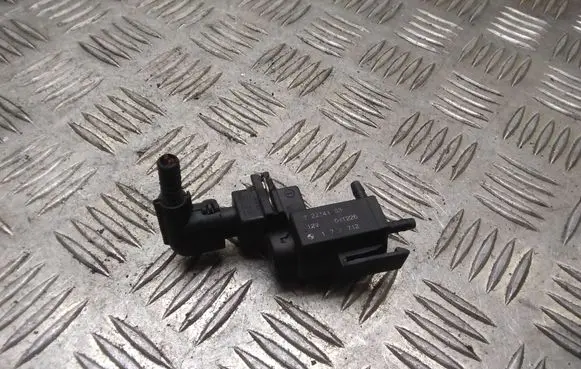 BMW 3 E46 Valve vacuum 72234100 1742712