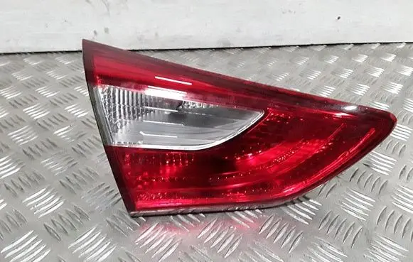 Hyundai i30 Tailgate rear/tail lights 92403A50
