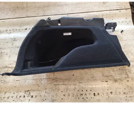 Volkswagen Touareg II Trunk/boot side trim panel 7P6863819 200415