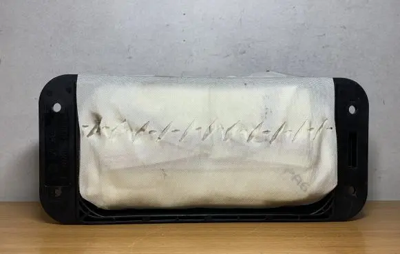 Mercedes-Benz E W212 Passenger airbag A2128603102 C598