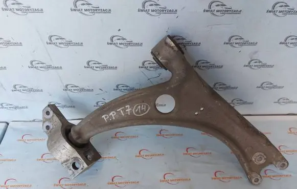 Audi Q3 8U Front lower control arm/wishbone 3C0407151H
