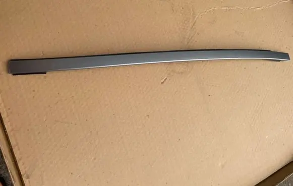 BMW 5 F10 F11 Windshield trim 51137362463