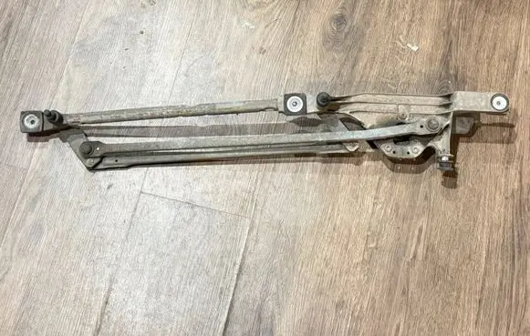 Ford Focus Front wiper linkage and motor 0390241731 4M5117508AA BP4K67340