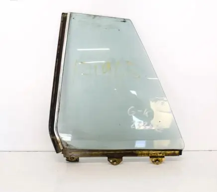 Mercedes-Benz SLC C107 Rear side window