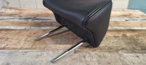Peugeot 607 Rear seat headrest 
