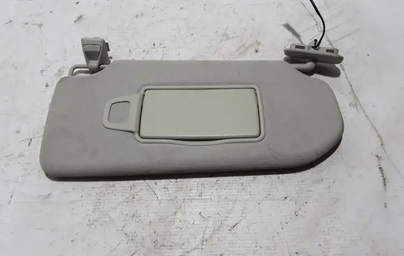 Sun visor