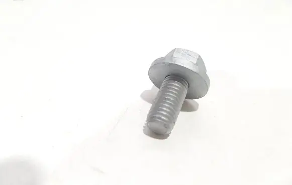 BMW 5 F10 F11 Nuts/bolts 07147165618