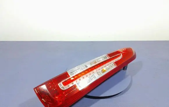 Ford C-MAX I Rear/tail lights 