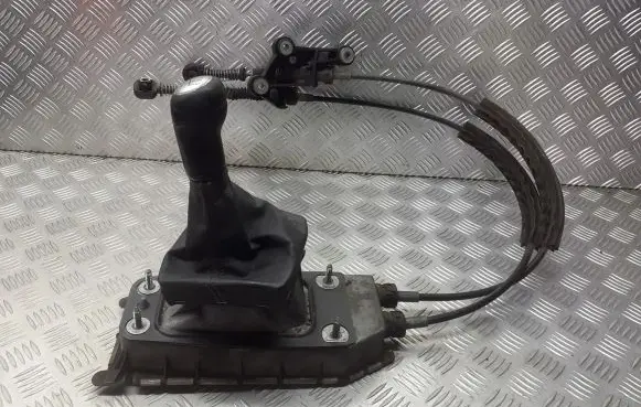 Volkswagen Polo IV 9N3 Gearbox retarder lever 6Q0711061