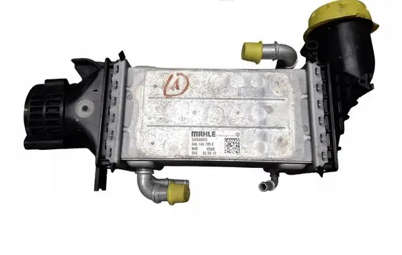 Volkswagen PASSAT B8 Intercooler radiator 04E145785E