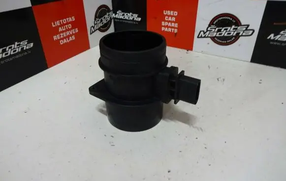 Audi A6 S6 C6 4F Mass air flow meter 03G906461C