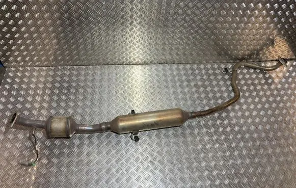 Toyota Yaris XP210 Middle muffler/silencer 3K006