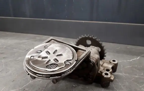 Citroen Xsara Oil pump 9431102021