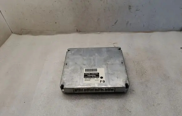 Toyota Corolla Verso AR10 Engine control unit/module MB1758007612 896610F090 1758007612