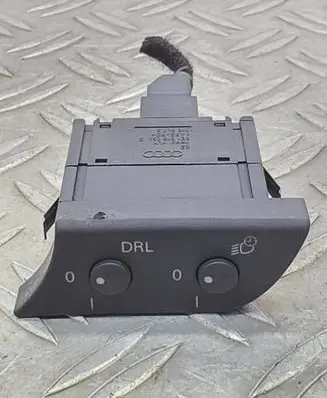 Audi A4 S4 B7 8E 8H Headlight level height control switch 8E1919094D 0168476