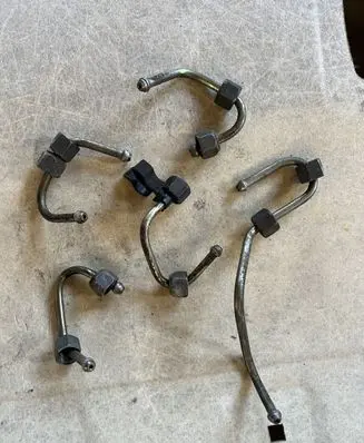 Mitsubishi Space Star Fuel injector supply line/pipe 