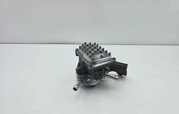 Lexus RX 330 - 350 - 400H Electric auxiliary coolant/water pump 3530048010