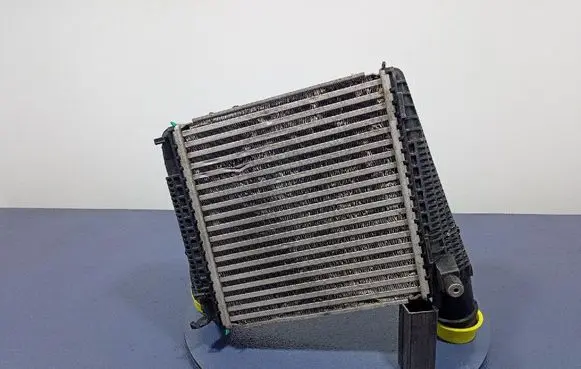 Porsche Panamera (970) Intercooler radiator 971145803B