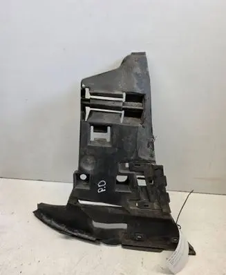 Volvo V70 Front bumper mounting bracket 09190304