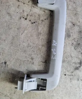 Ford Kuga I Front interior roof grab handle