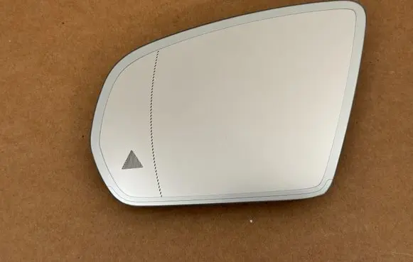 Mercedes-Benz C W205 Wing mirror glass A0998100516