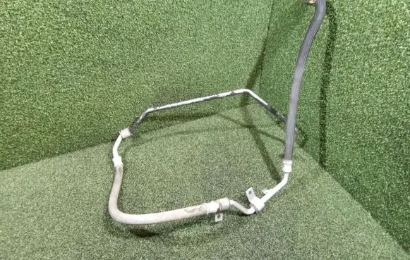 Power steering hose/pipe/line