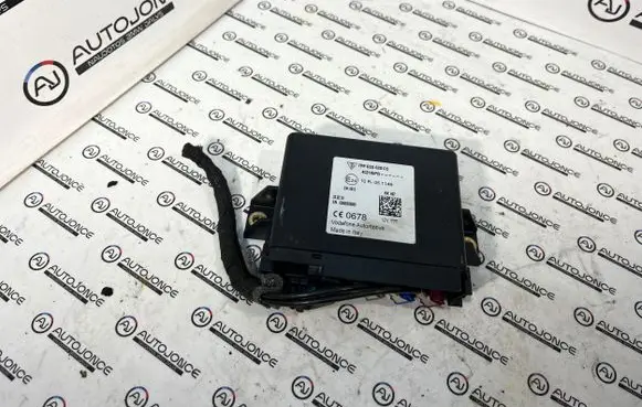 Porsche Cayenne (9Y0 9Y3) Other control units/modules 7PP035620CD 10R051146 4C2145PC1