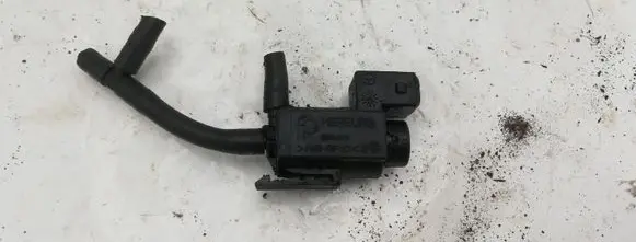 BMW 5 E60 E61 Turbo solenoid valve 72234100