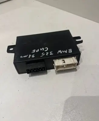 BMW 3 E36 Comfort/convenience module 61358353569 8353569