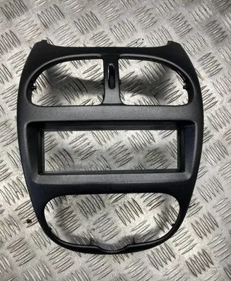 Peugeot 206 Center console 8291