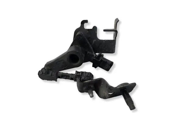 Opel Corsa F Rear air suspension level height sensor 9829729180