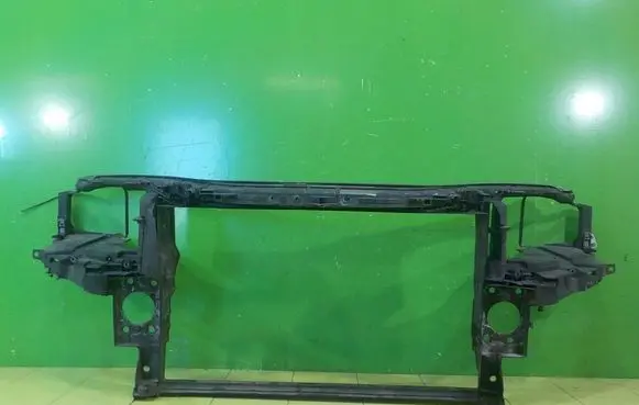 Audi A8 S8 D3 4E Radiator support slam panel SP180