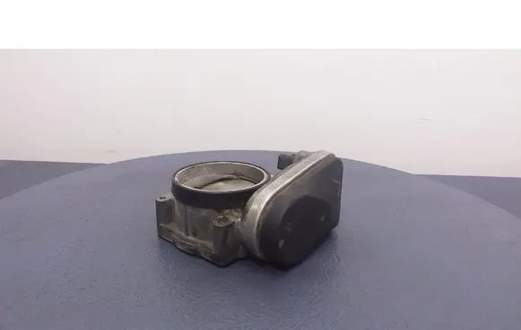 BMW 7 E65 E66 Throttle body valve 7506627