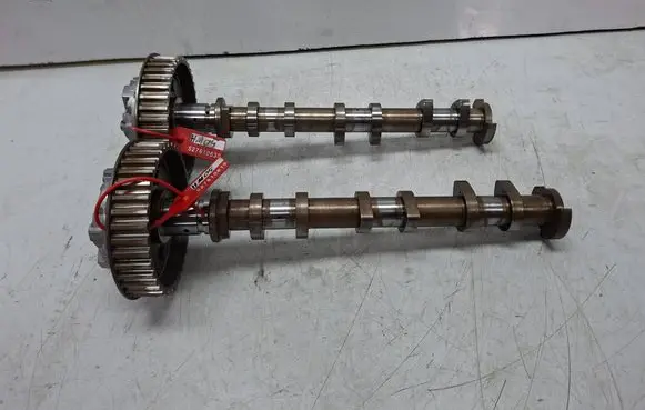 Peugeot 208 II Camshaft S27610616 HM05