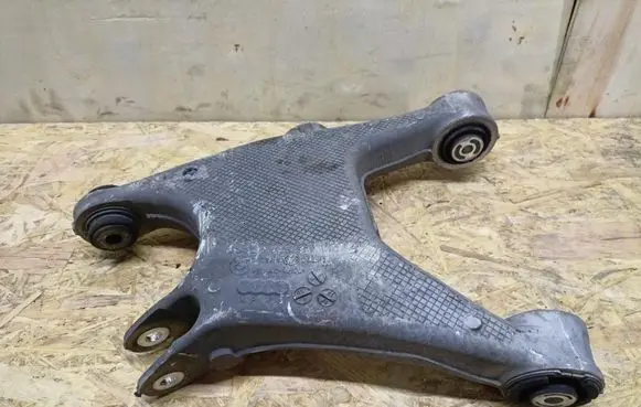 BMW 5 F10 F11 Front lower control arm/wishbone 560912