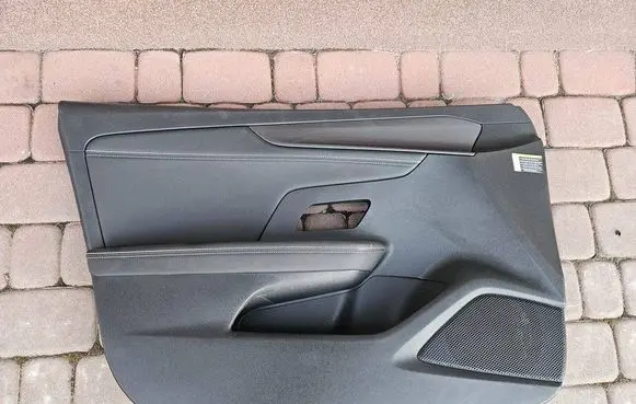 Opel Mokka B Coupe rear side trim panel 98635555YN