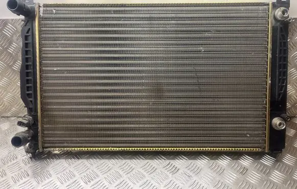 Audi A6 S6 C5 4B Coolant radiator