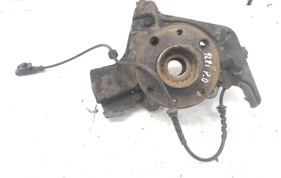 Alfa Romeo Mito Front wheel hub spindle knuckle
