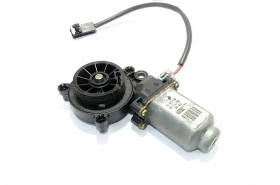 Nissan Primera Rear door window regulator motor