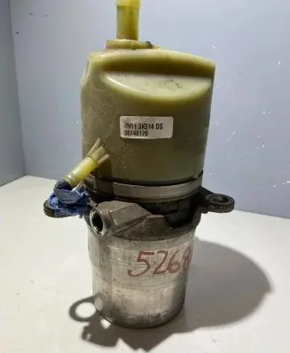 Volvo V50 Power steering pump 30748170 4N513K514DS