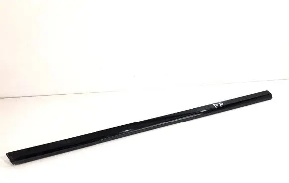 Mercedes-Benz CLA C117 X117 W117 Front door glass trim molding A1177250482