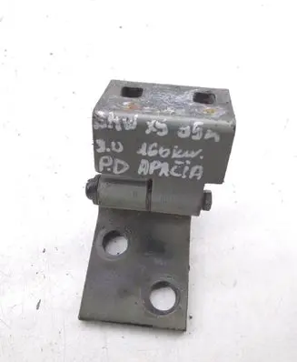 BMW X5 E53 Front door lower hinge 