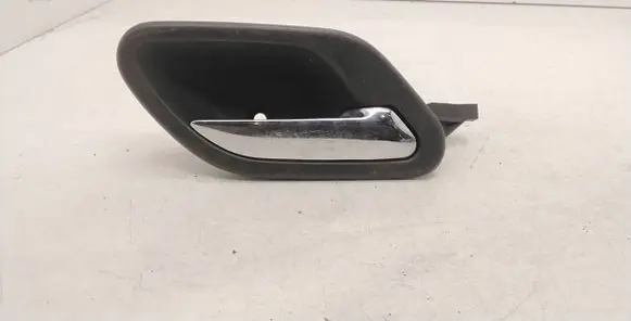 BMW 5 E39 Rear door interior handle 8125514